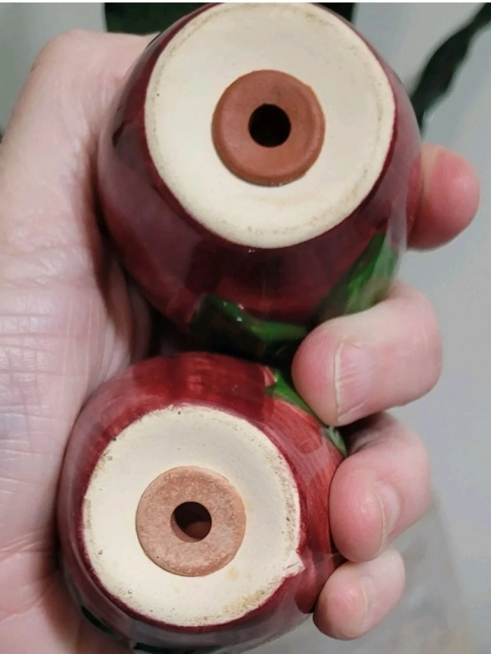 1950s Franciscan Apple Salt / Pepper Shakers Apple Shape Mid-Century Modern Vtg